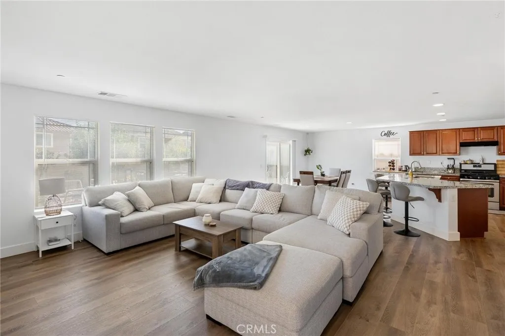 37534 Ebony Drive, Palmdale, California 93551 home-pic-41